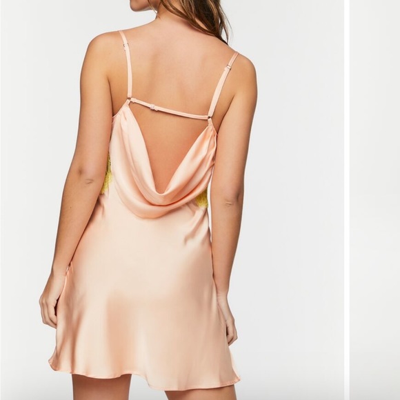 Forever 21 orange satin slip dress with lace detail - Picture 4 of 6